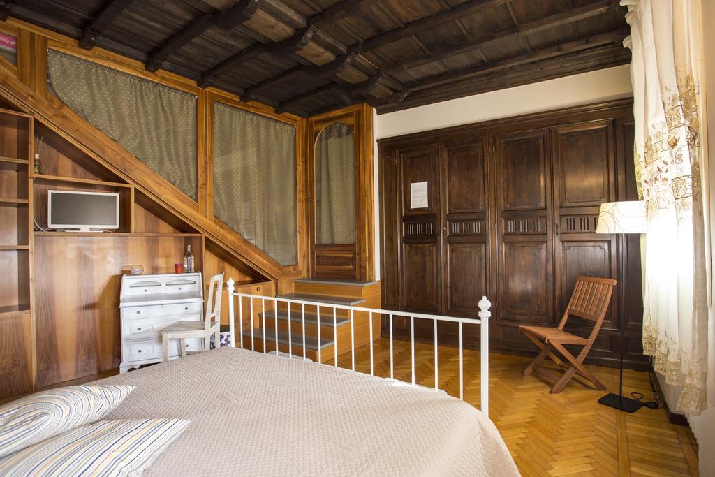 Residenza Bianconcini Bed & Breakfast Bolonya Oda fotoğraf