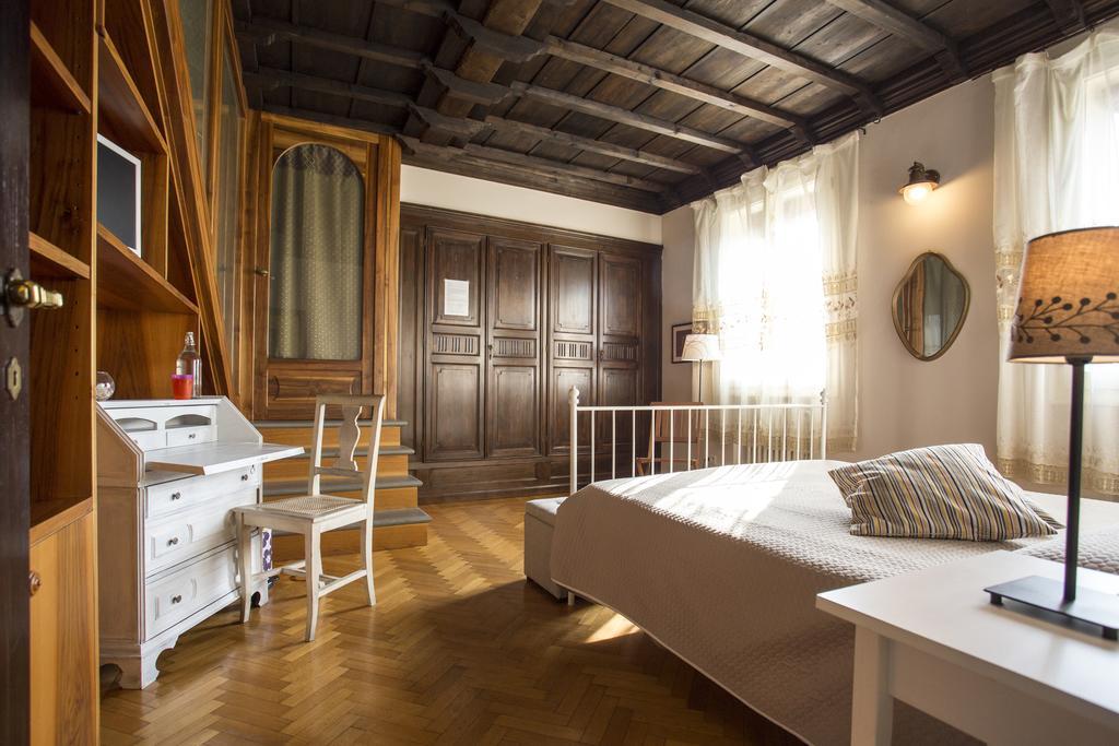 Residenza Bianconcini Bed & Breakfast Bolonya Oda fotoğraf