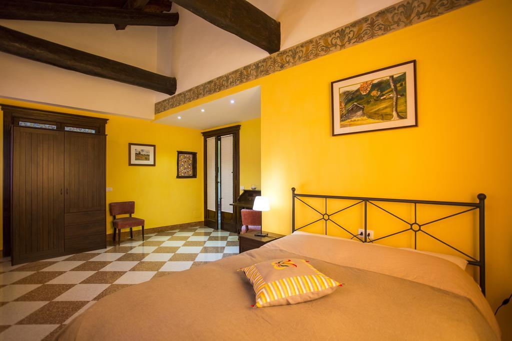 Residenza Bianconcini Bed & Breakfast Bolonya Oda fotoğraf