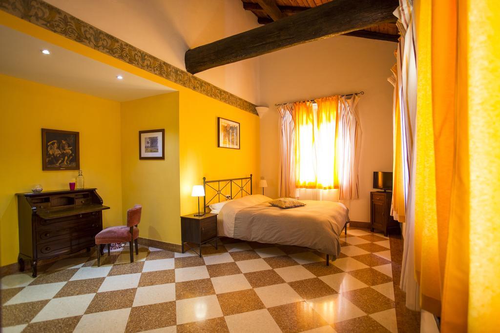 Residenza Bianconcini Bed & Breakfast Bolonya Oda fotoğraf